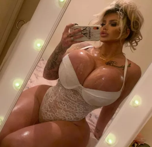 So Hot by ImpressiveCeleb