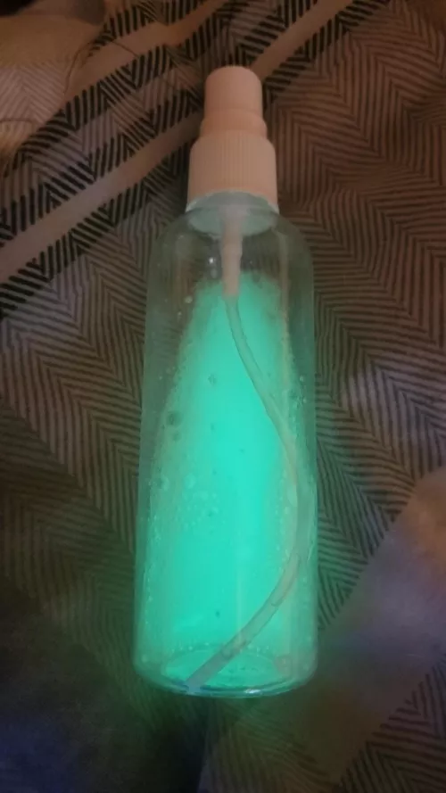 so I made a long last glow in the dark hairspray, good or bad for ravers? by Jaybob112390