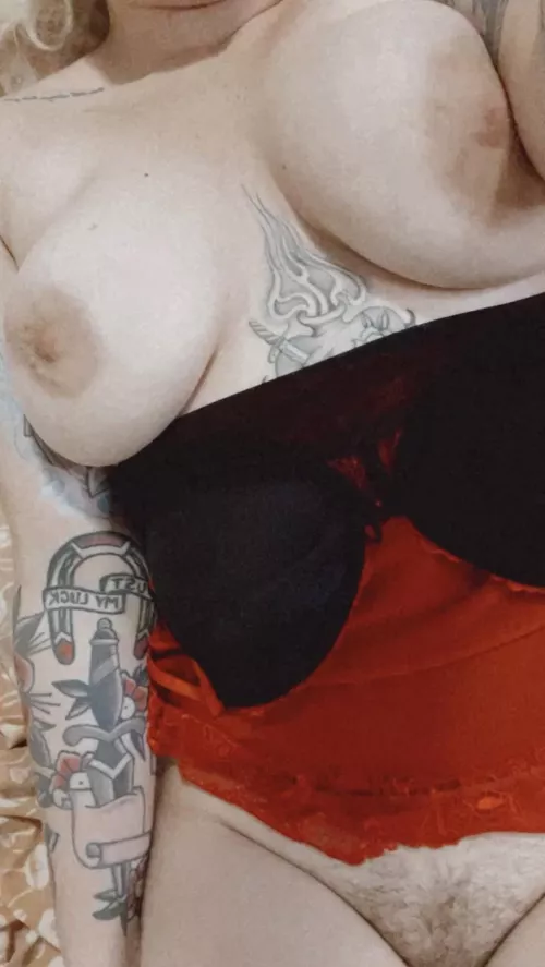 so messed up, I want you here by MotherofallHubbards