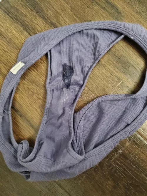 so much fun playing at work 😜 cum say hi ❤ by BunnyBrainzM