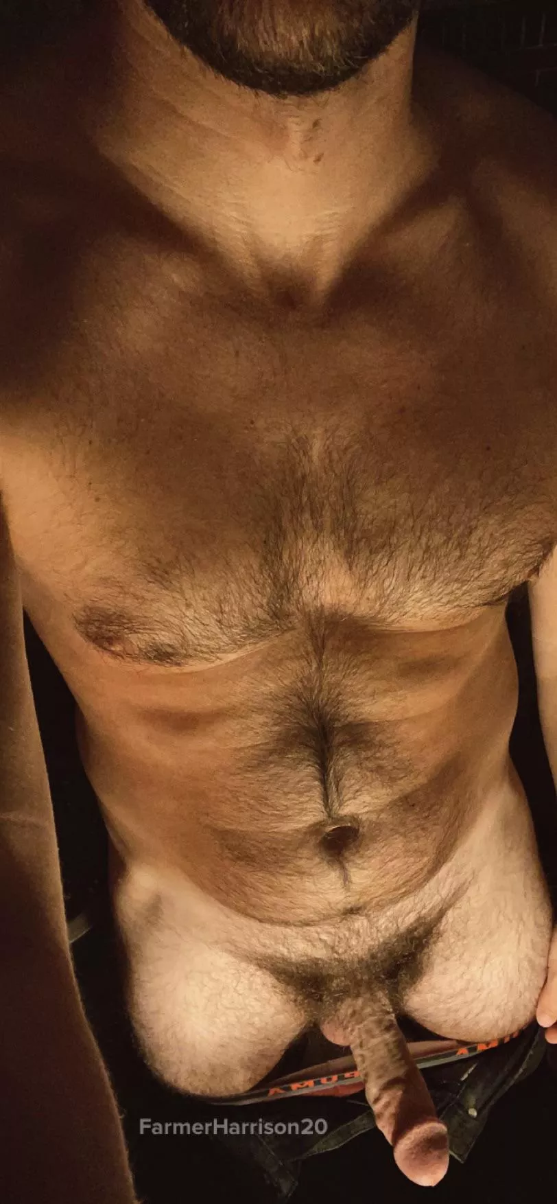 So over this cold weather! Can’t wait for Summer and a bro to tan with [31] ~throwback 🤠 posted by FarmerHarrison20