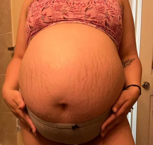 So round 🥰 by Milkymooon66