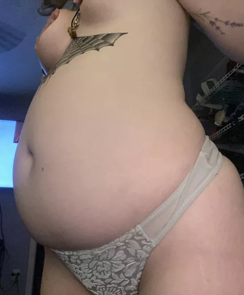 so round 🥰 by softiebabyyy