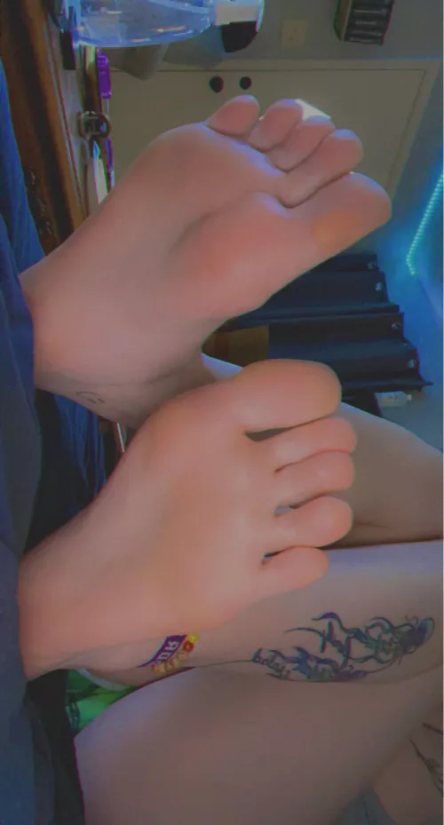 So soft 💕 by imjust-18