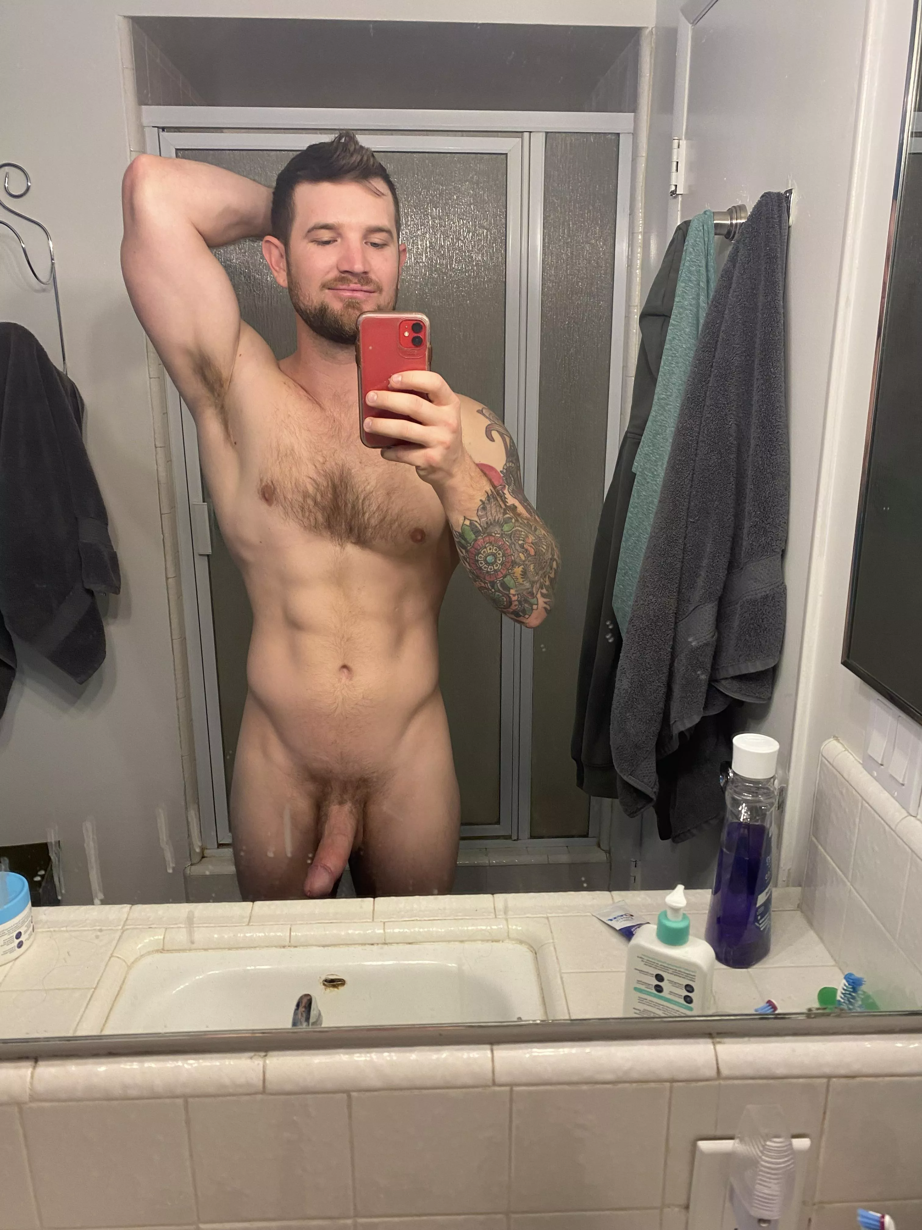 So stinky after the gym😏 posted by cameronjohnson17