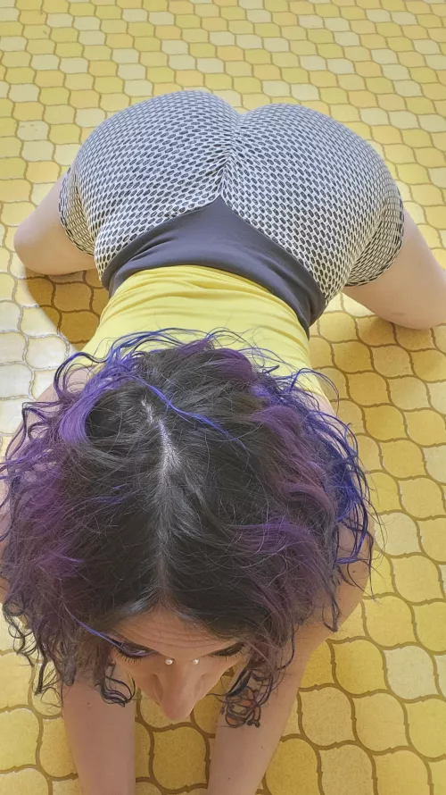 So Strecth! by o0PepperJones0o