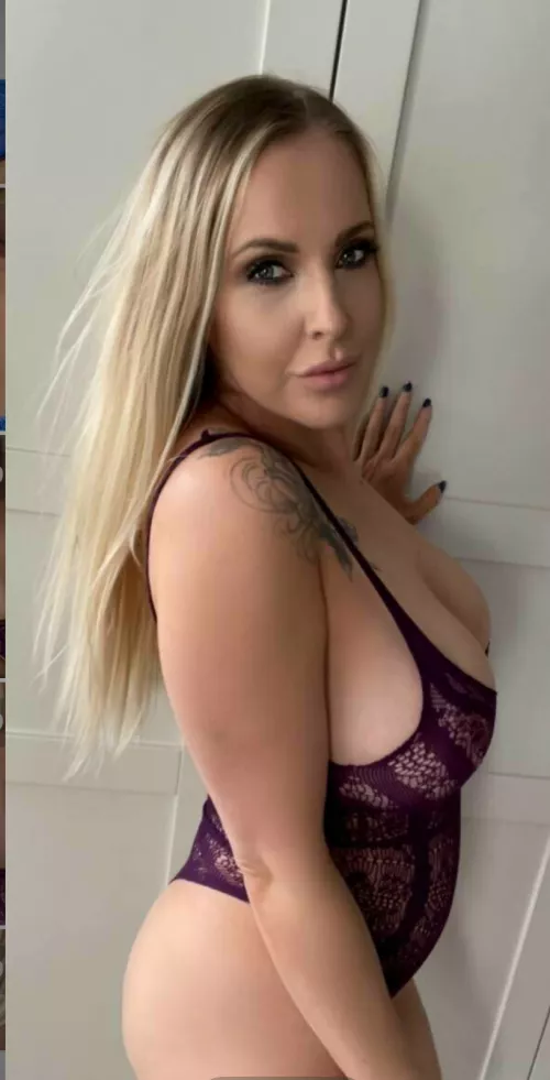 So, when should I expect you? 💋 by LucyTease1983