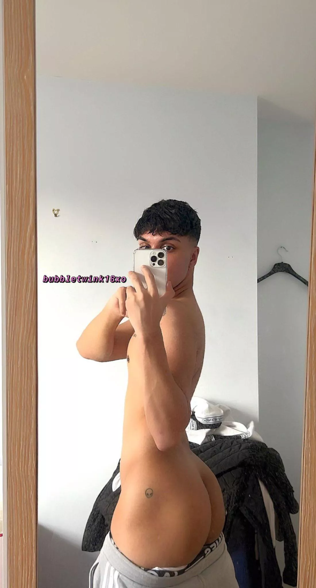 So… would you f*ck me? 😏 posted by bubbletwink18xo