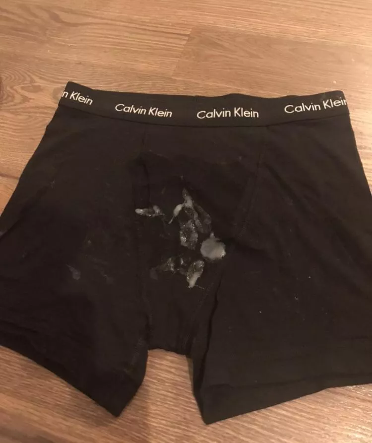 Soaked in gym sweat and cum 💦💦💦 posted by Smelly_Muscle_jock