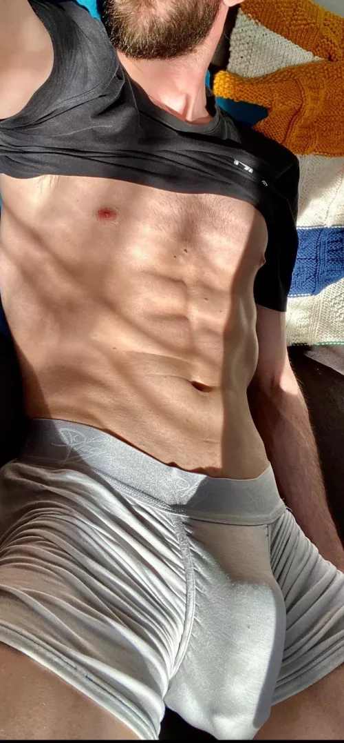 Soaking up the sun by xpatrickxpearlx