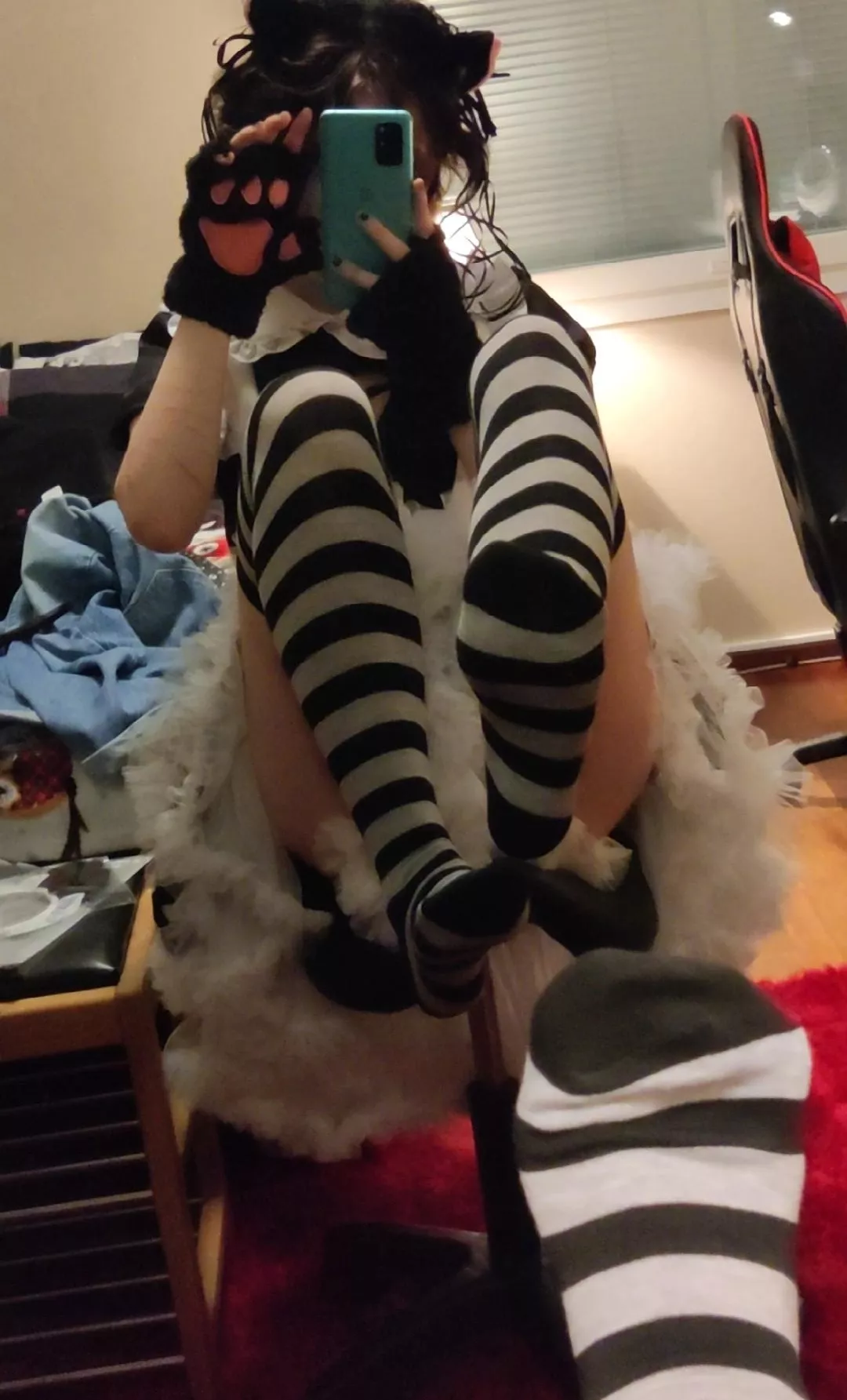 Socksss :> posted by Vikkypup