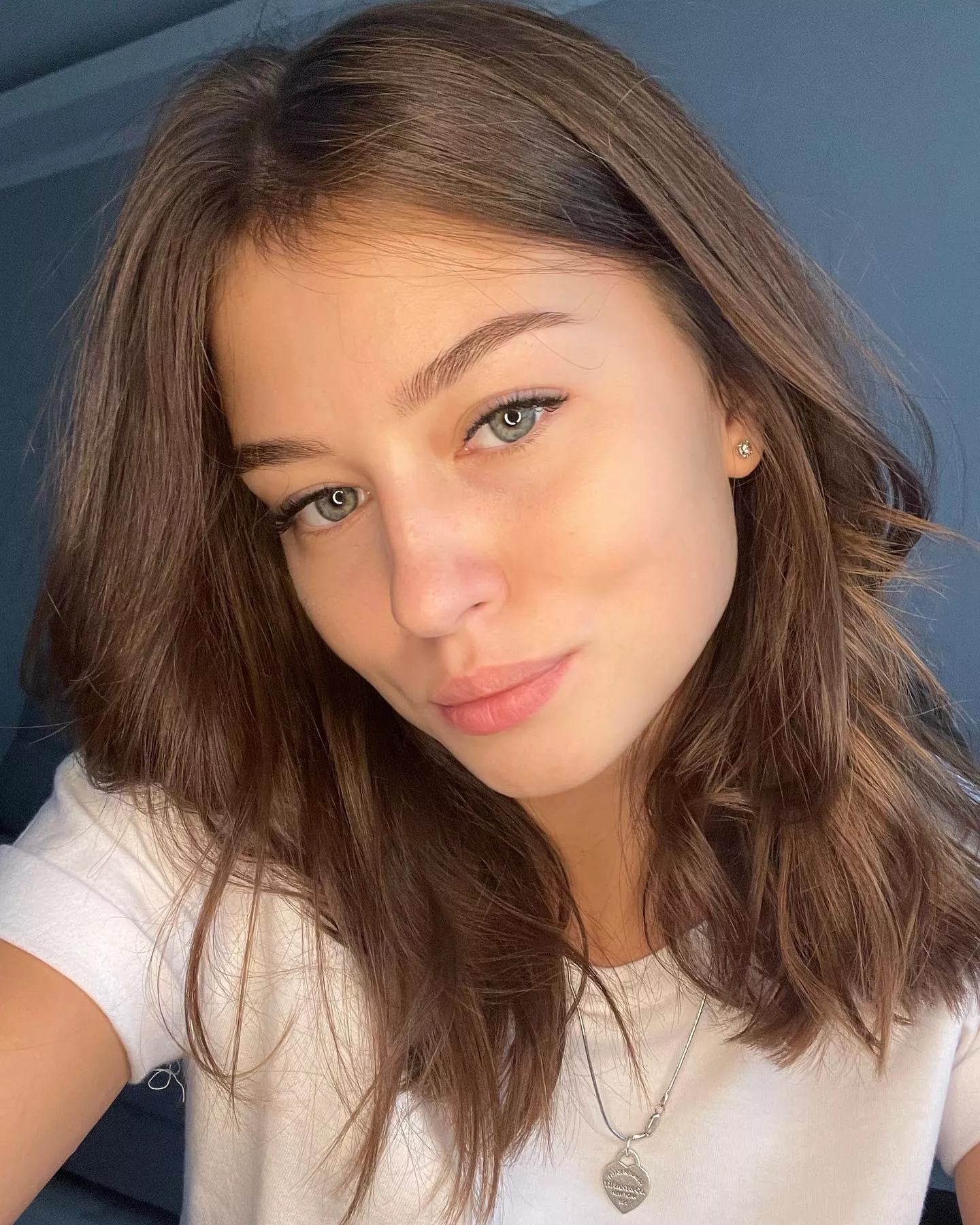 Sofia Alferova posted by shbmpl