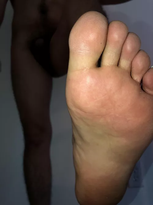 Soft and sweaty feet for you to worship by altdude224