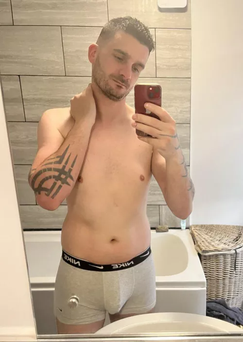 Soft bulge🍆 by AntLee8986