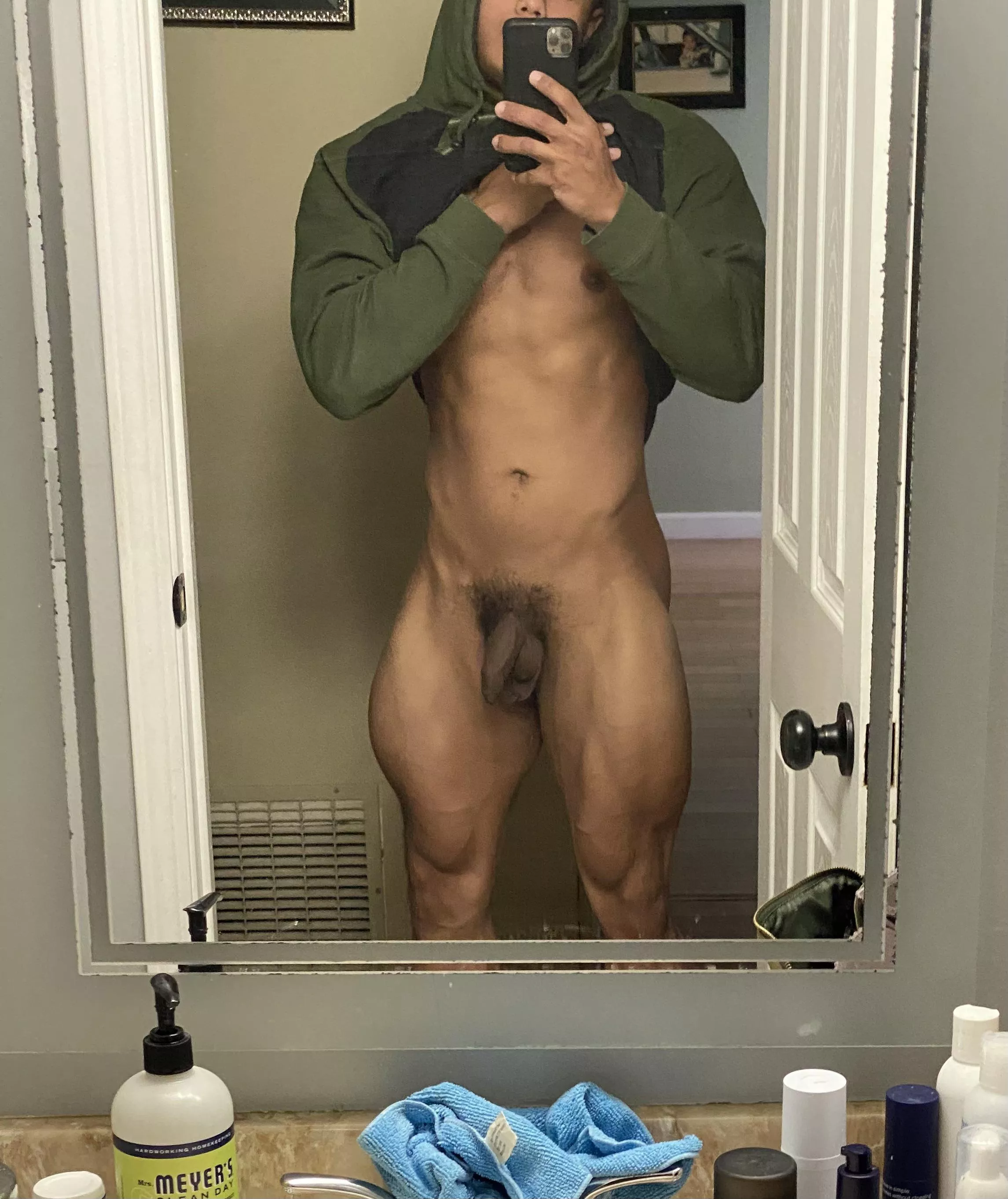 Soft Cock, Hard Body posted by pinoyboy97