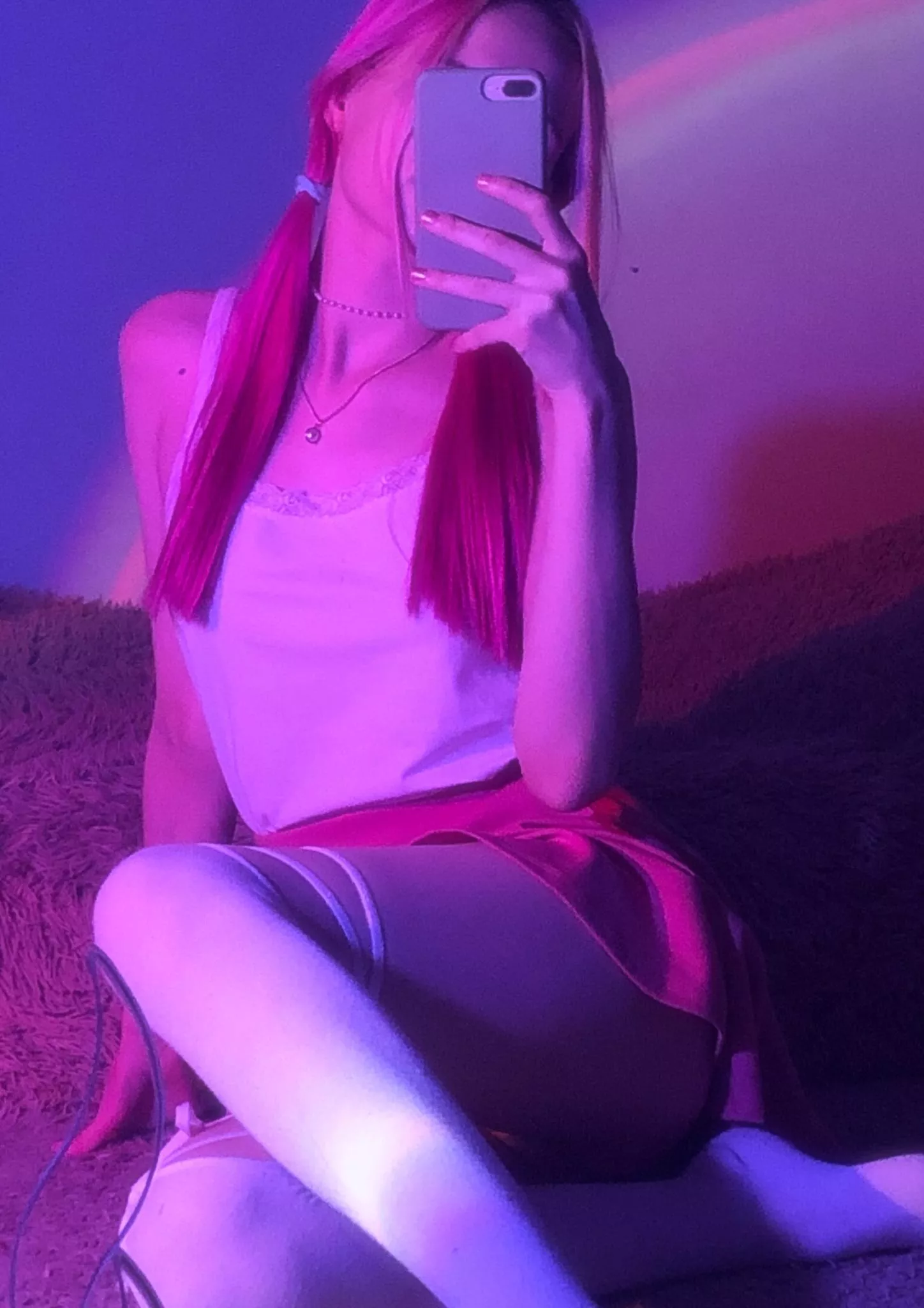 Soft pale angel posted by myloliness