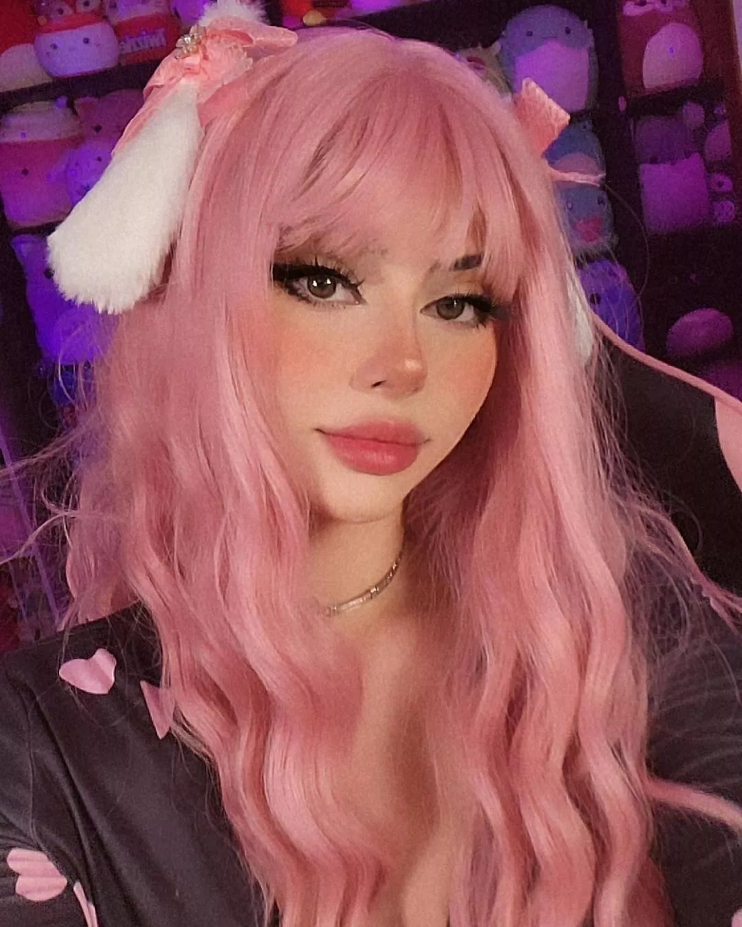 soft puppy vibes, just looking for head pats! posted by seidorei_kitten