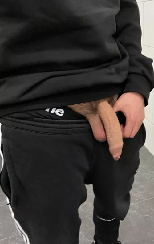 softie at work by hiding-alt-acc