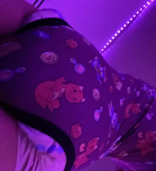 Soggy afternoon~ by SoftNFluffyLuno