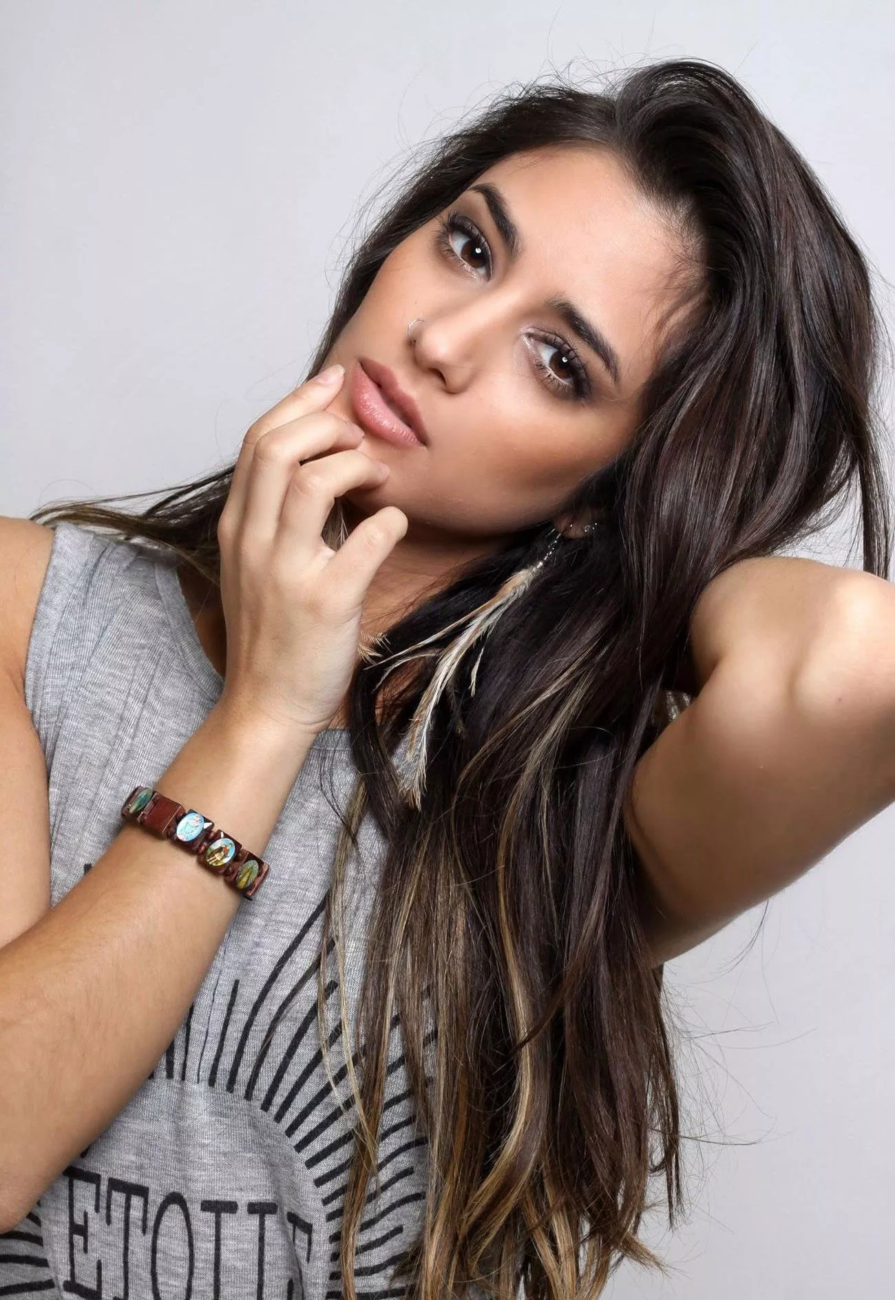 Sol Rodriguez posted by 1leggedpuppy