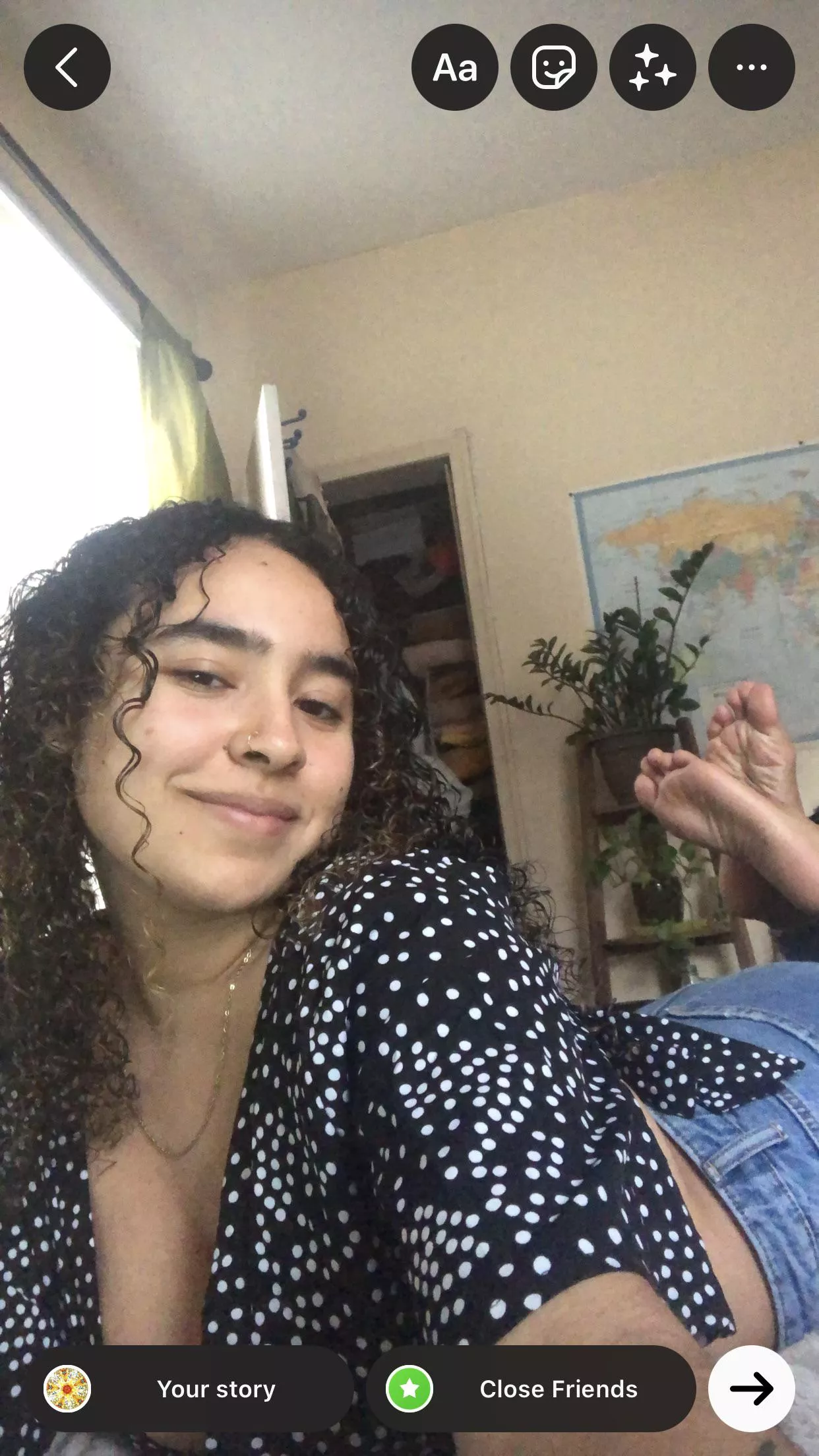 soles and smiles posted by benditadiablita