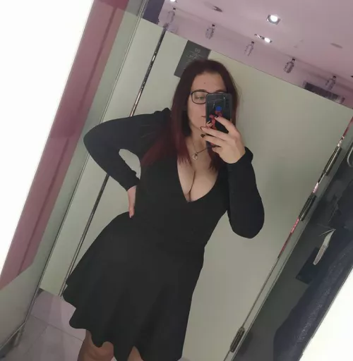 somebody please make a tribute and send it to me by ComprehensiveFly1256