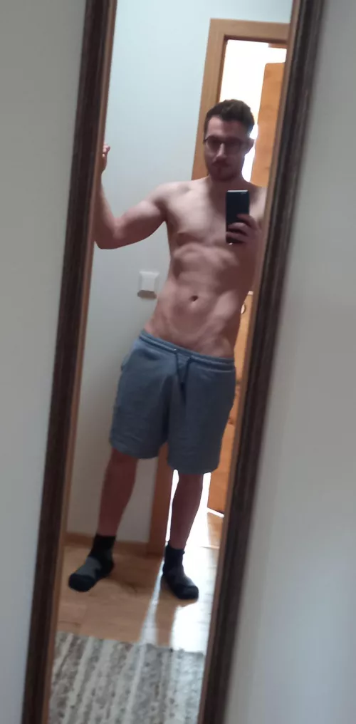 somebody wants to workout with me? by steve_n2777