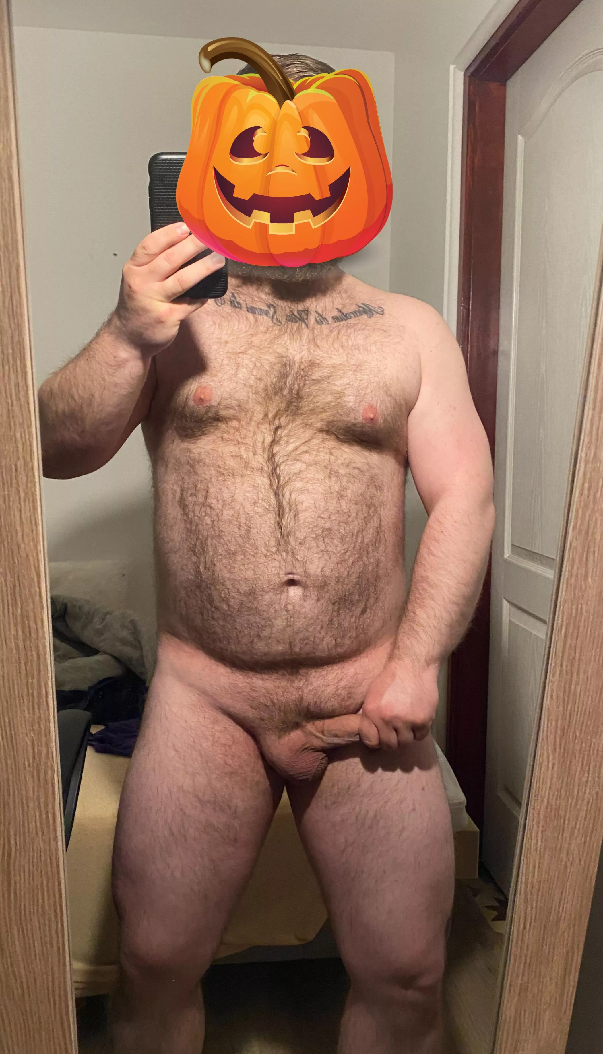 Someone can give me a head… I mean hand for me? 😏 posted by Marto0320