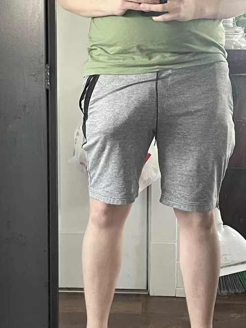 Someone come slide their hands up these shorts by countshlongula