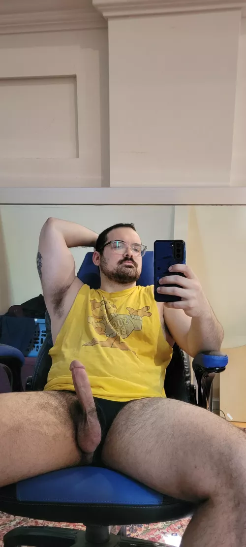 Someone come suck me off while I game by Sugar_Bear15