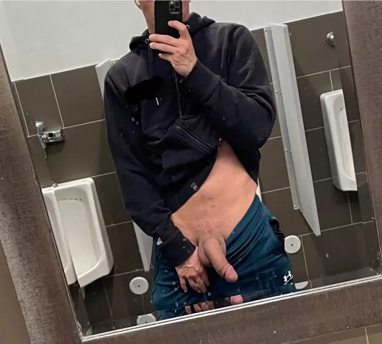 Someone definitely saw me do this at the gym by evilash88