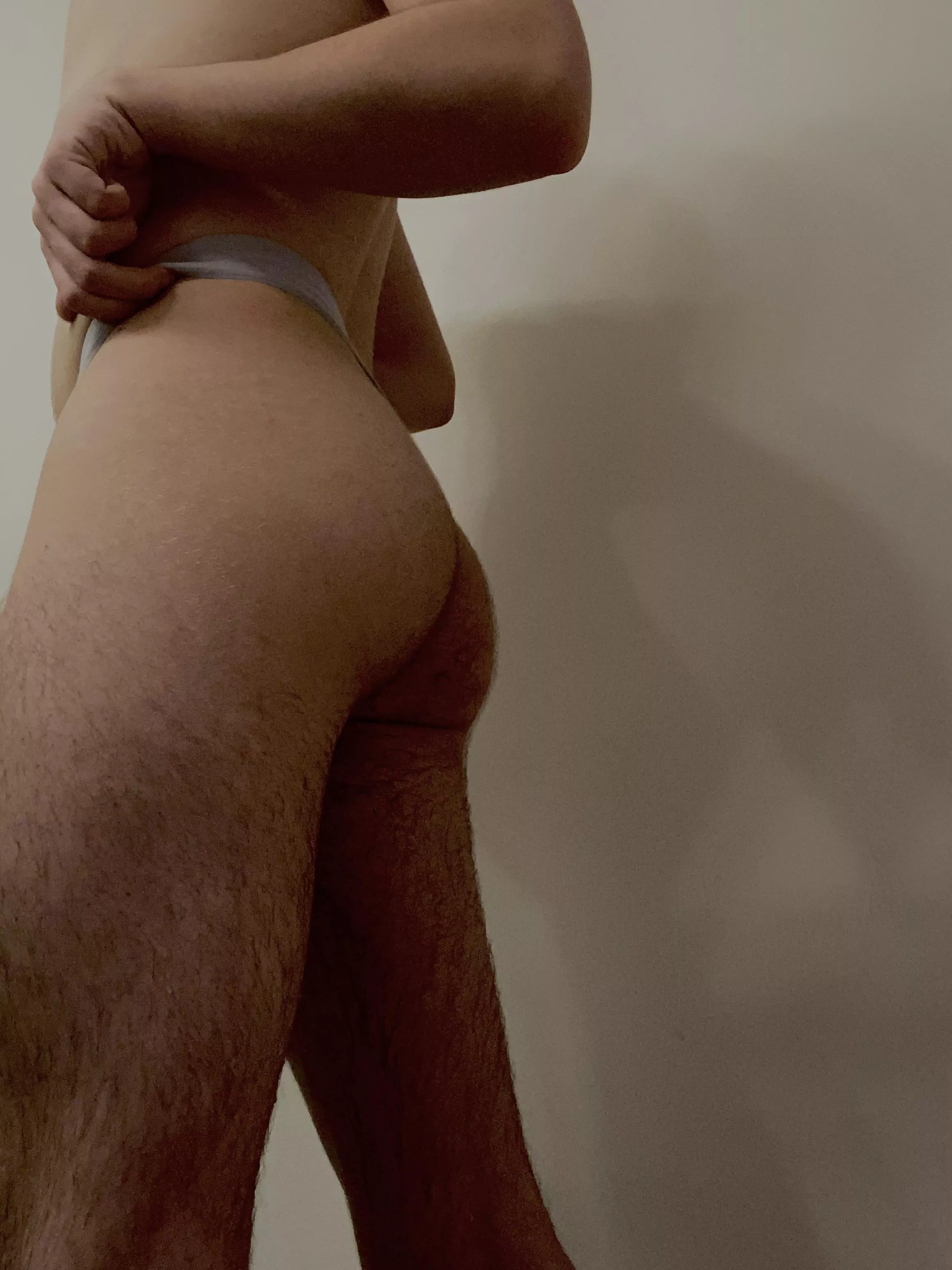 Someone dmed me asking for me to post some ass so here we go 💦 posted by Himbo444