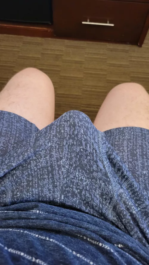 Someone join me in my hotel room by KennyBoi95