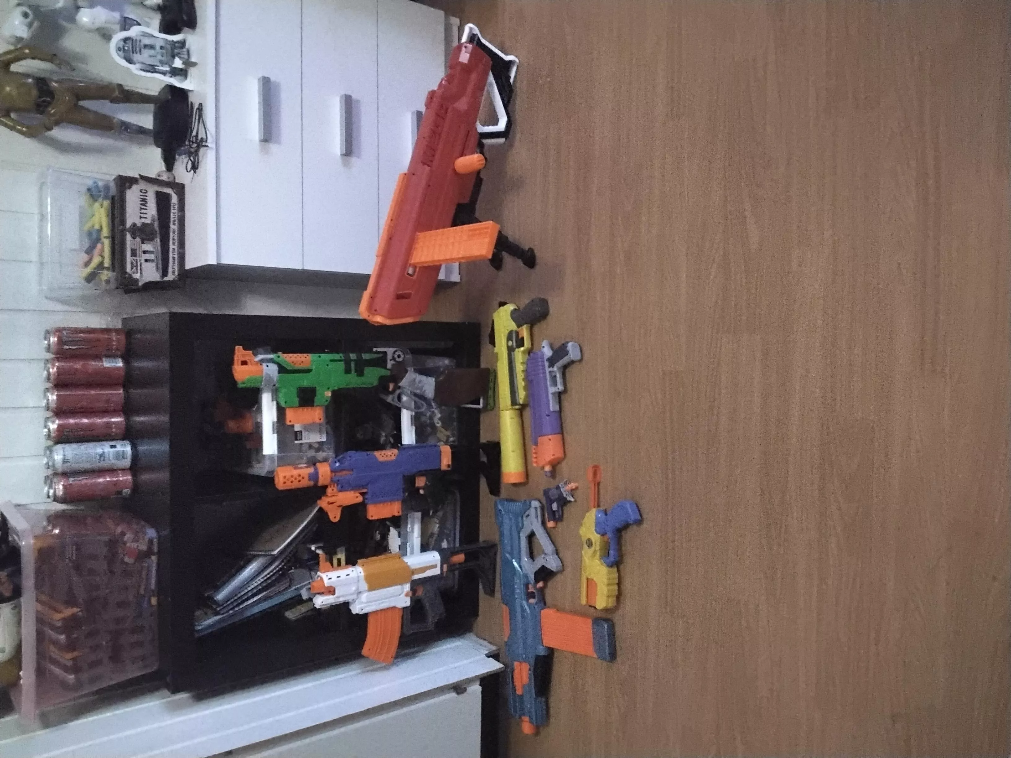 someone like nerf and fnaf loving femboy? posted by star_wars_good