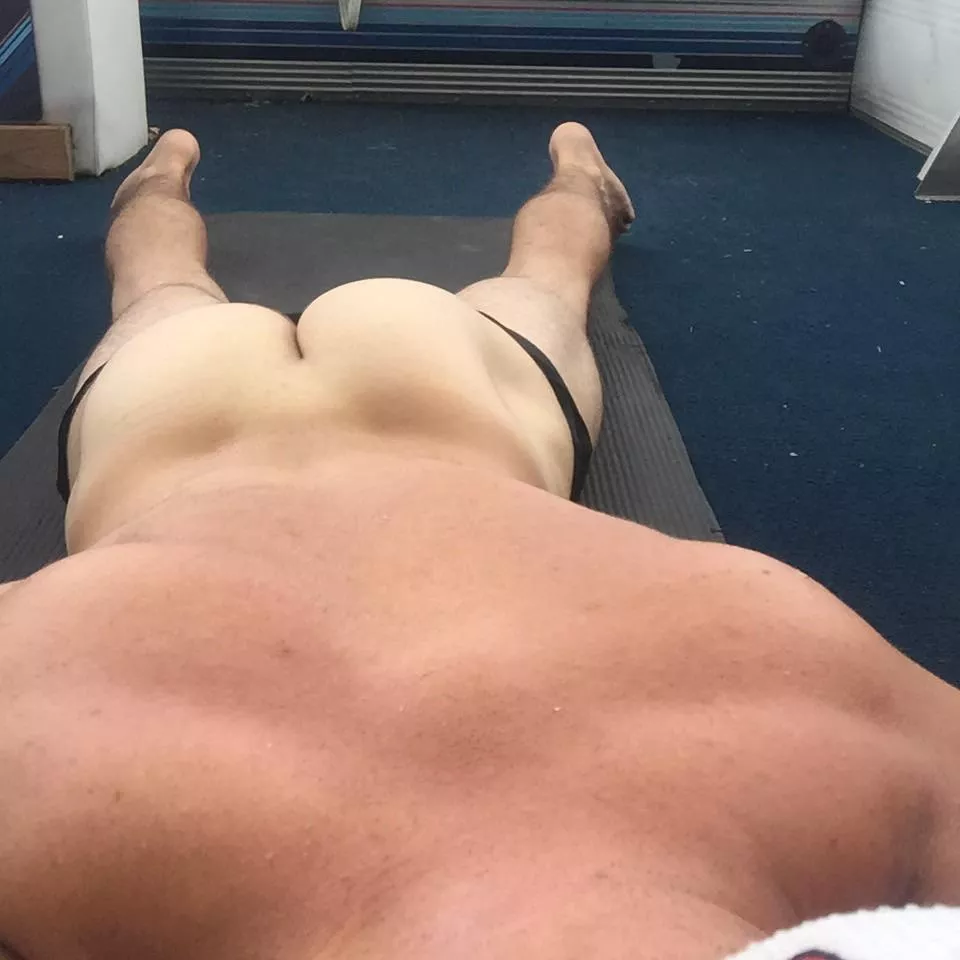 Someone on this boat is getting a nice view. posted by Flashy-Usual-7228