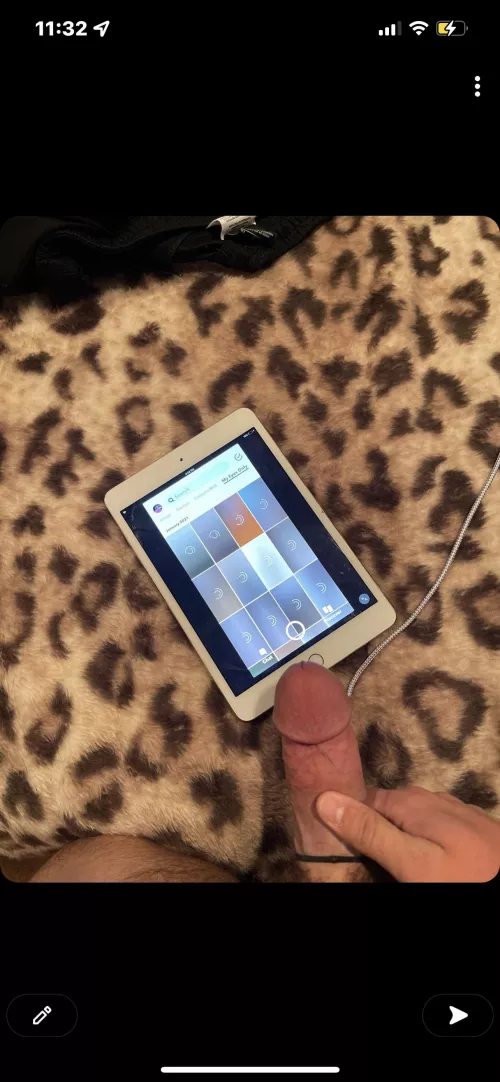 someone plz give me joi and help me cum everywhere by rubhard