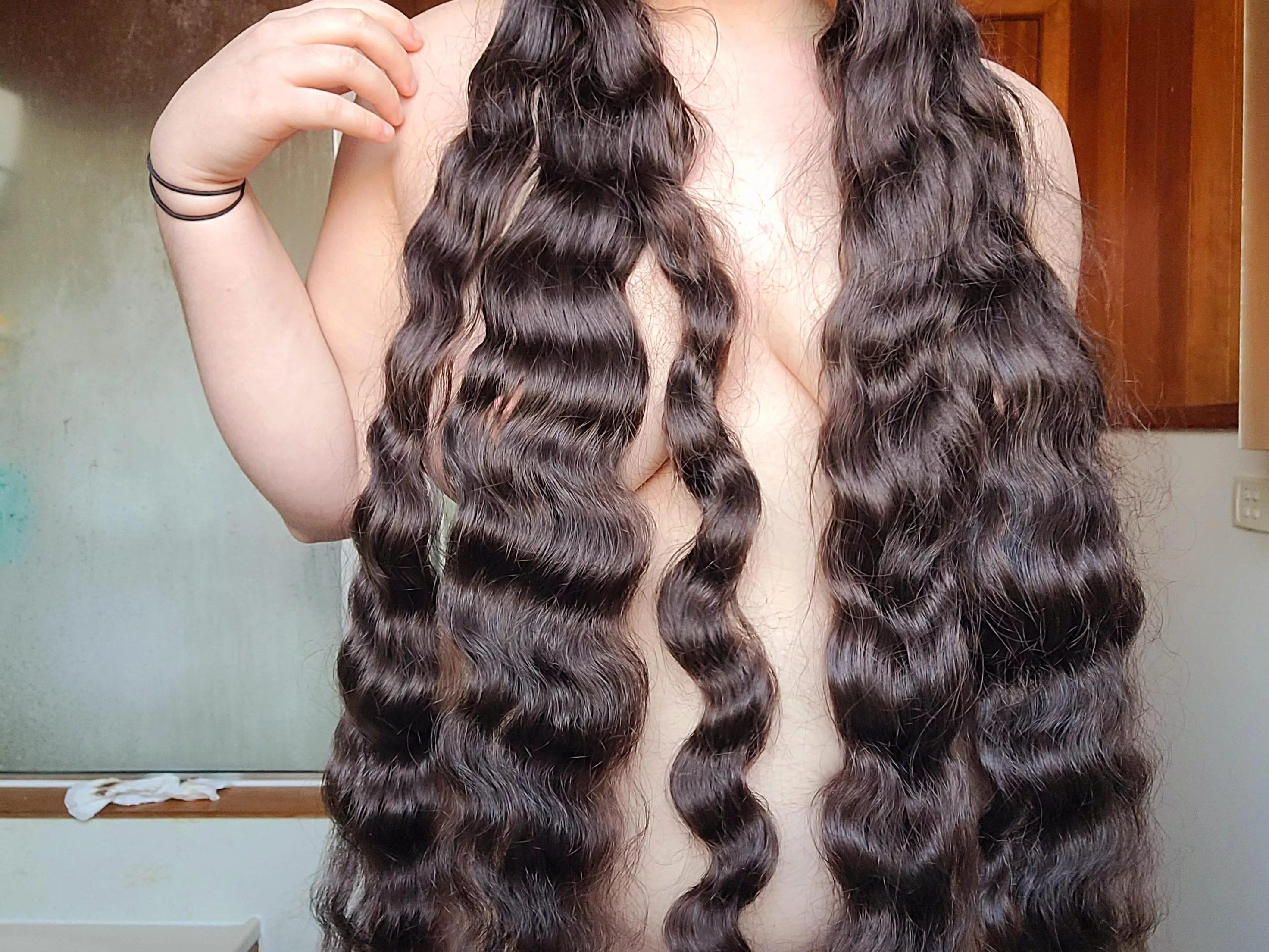 Someone said to post here and I agree, this sub is perfect for me!! posted by extraelle