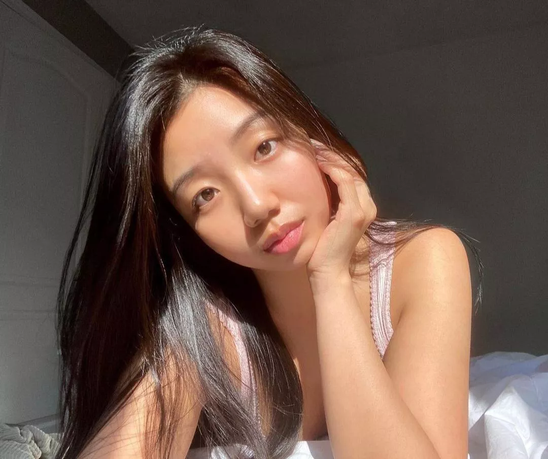 Someone to wake up to. posted by snowonehere