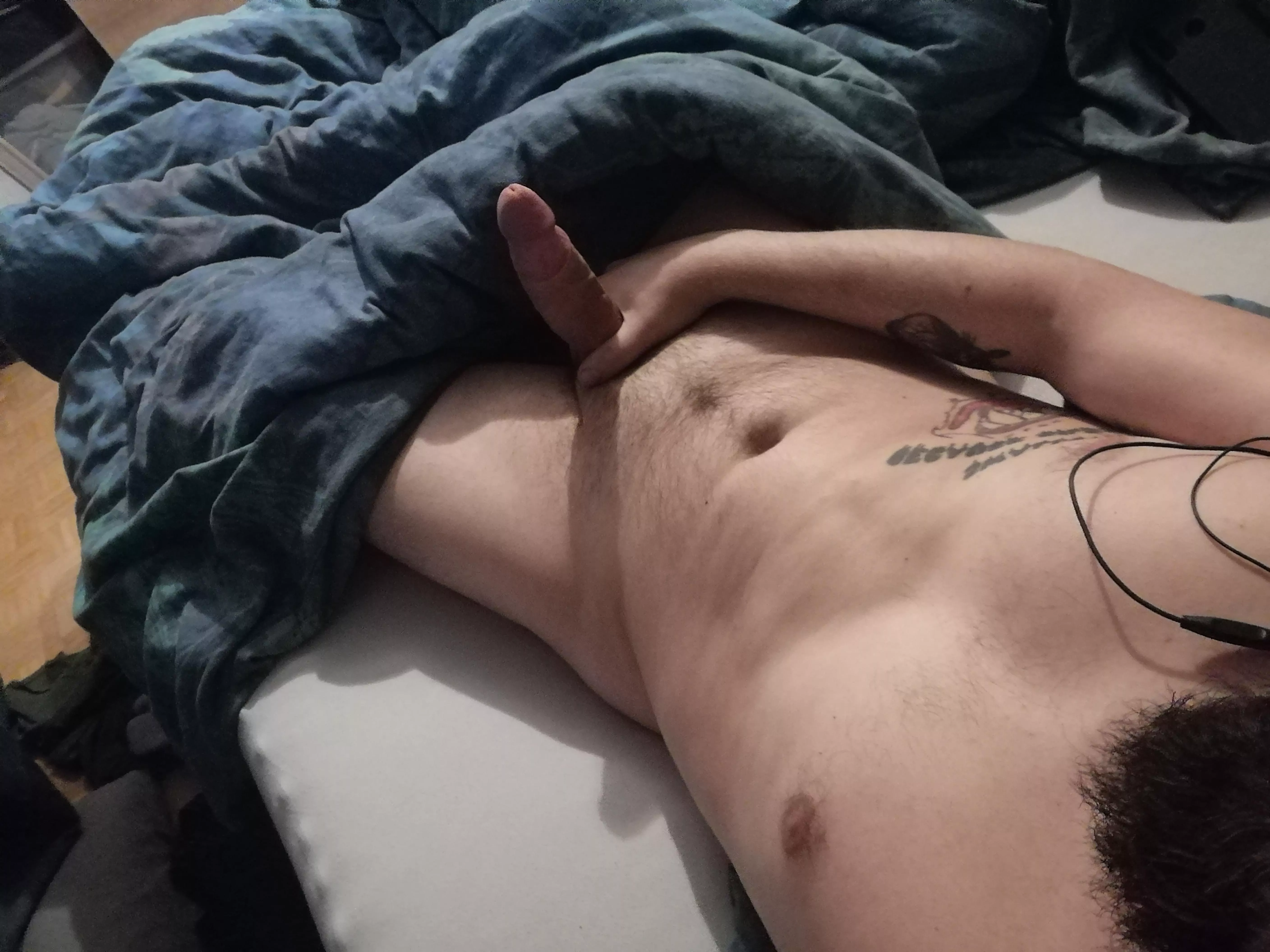 someone wanna have some fun together? posted by Kantato