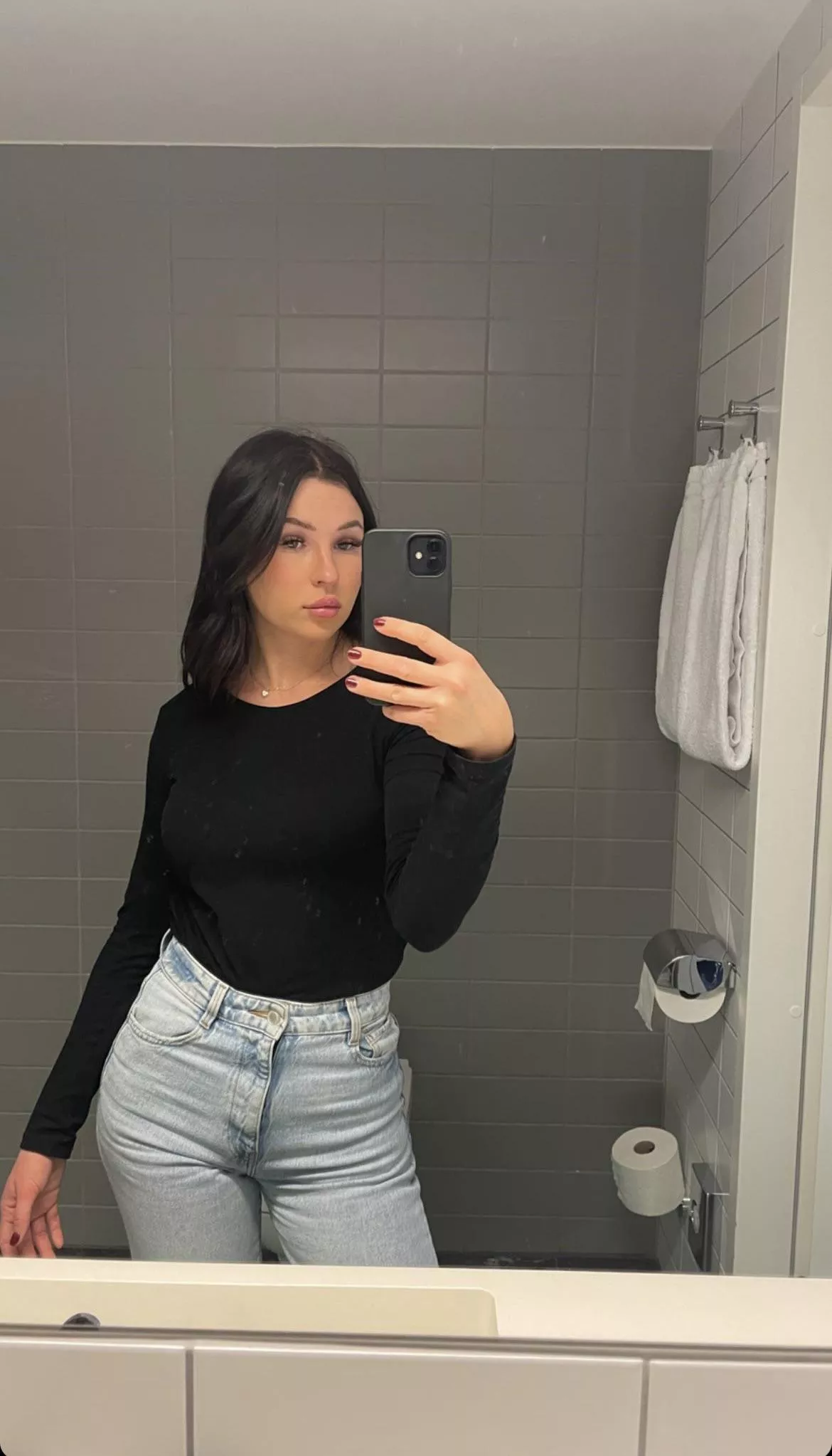 Someone want to share my little slave?🥰 posted by UniqueZebra2636