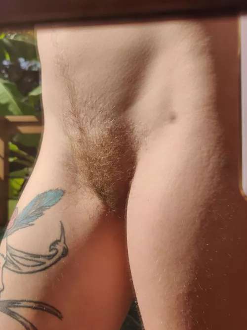 something about this angle by labesofglory