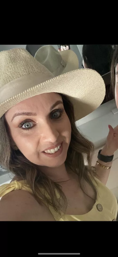 Something about this pic just turns me on by OwnTadpole3195