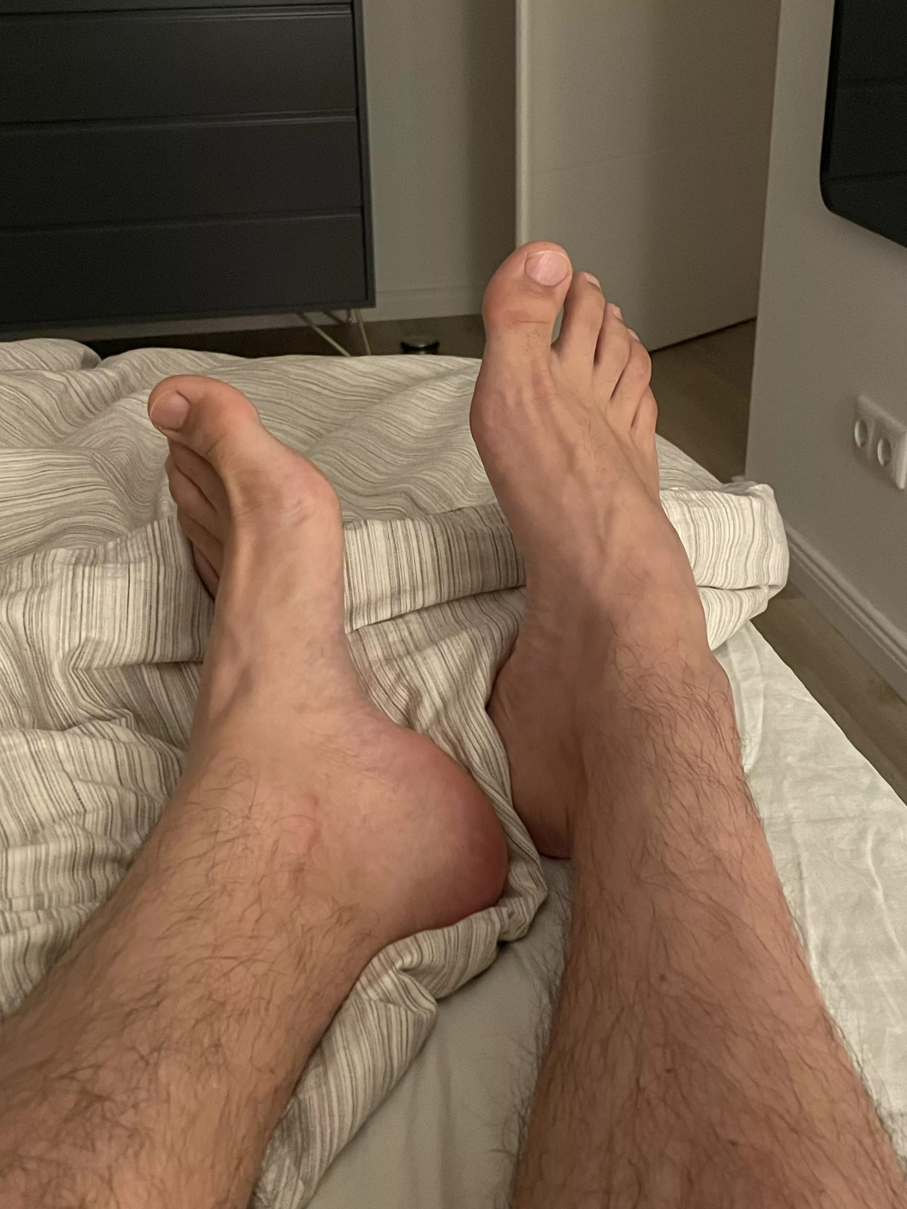 Something different. Daddy needs these worshipped. posted by Larius123