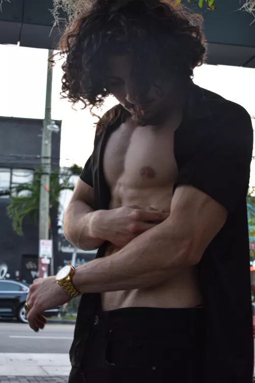 Something light 😋(no flex) by Ivansdungeon