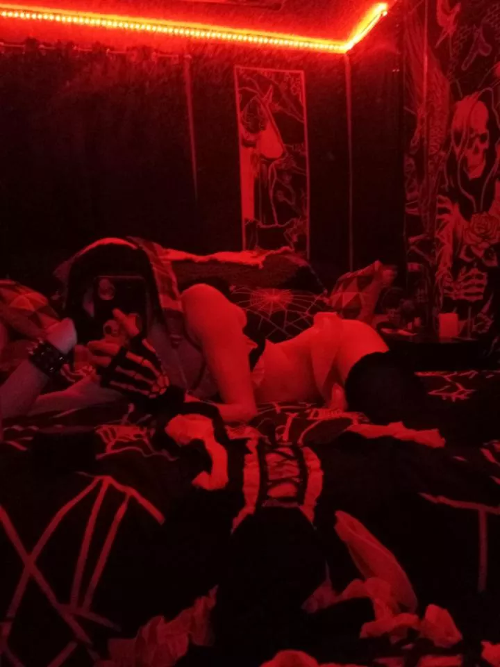 Sometimes A Demon Just Needs To Realx After A Hard Day Of Stealing Souls!! <3 (READ BIO) posted by skullzzzi