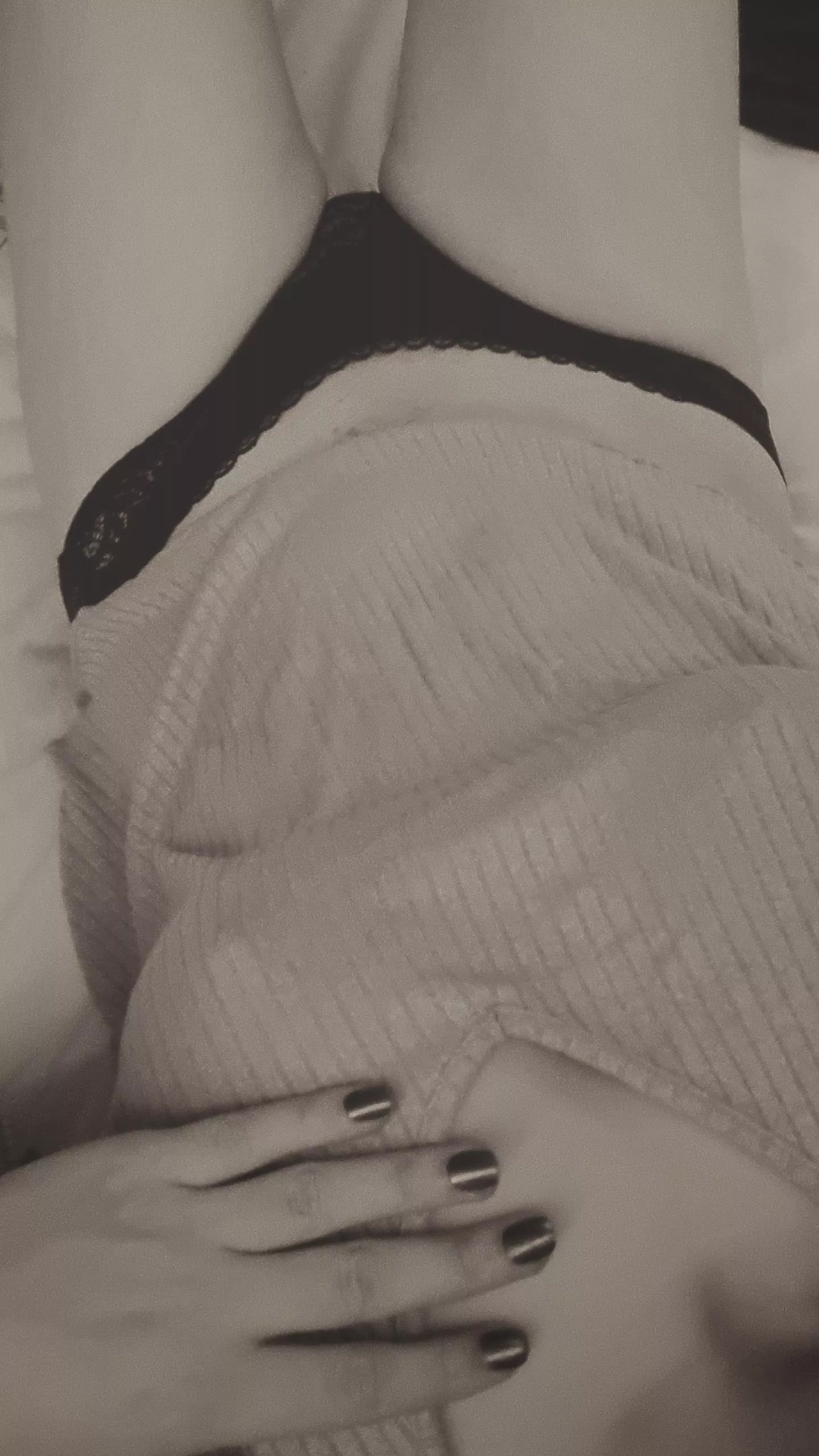 Sometimes, all you need to relax is panties and a comfy top 😊☺️💖 (nb) posted by bordering_unity