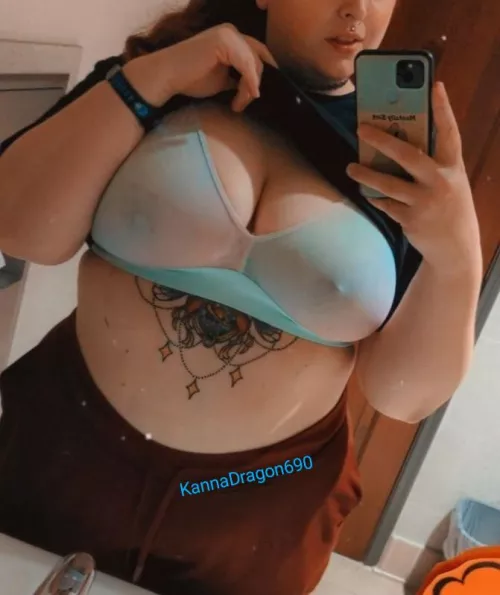 Sometimes I feel frisky at work! by kannadragon690