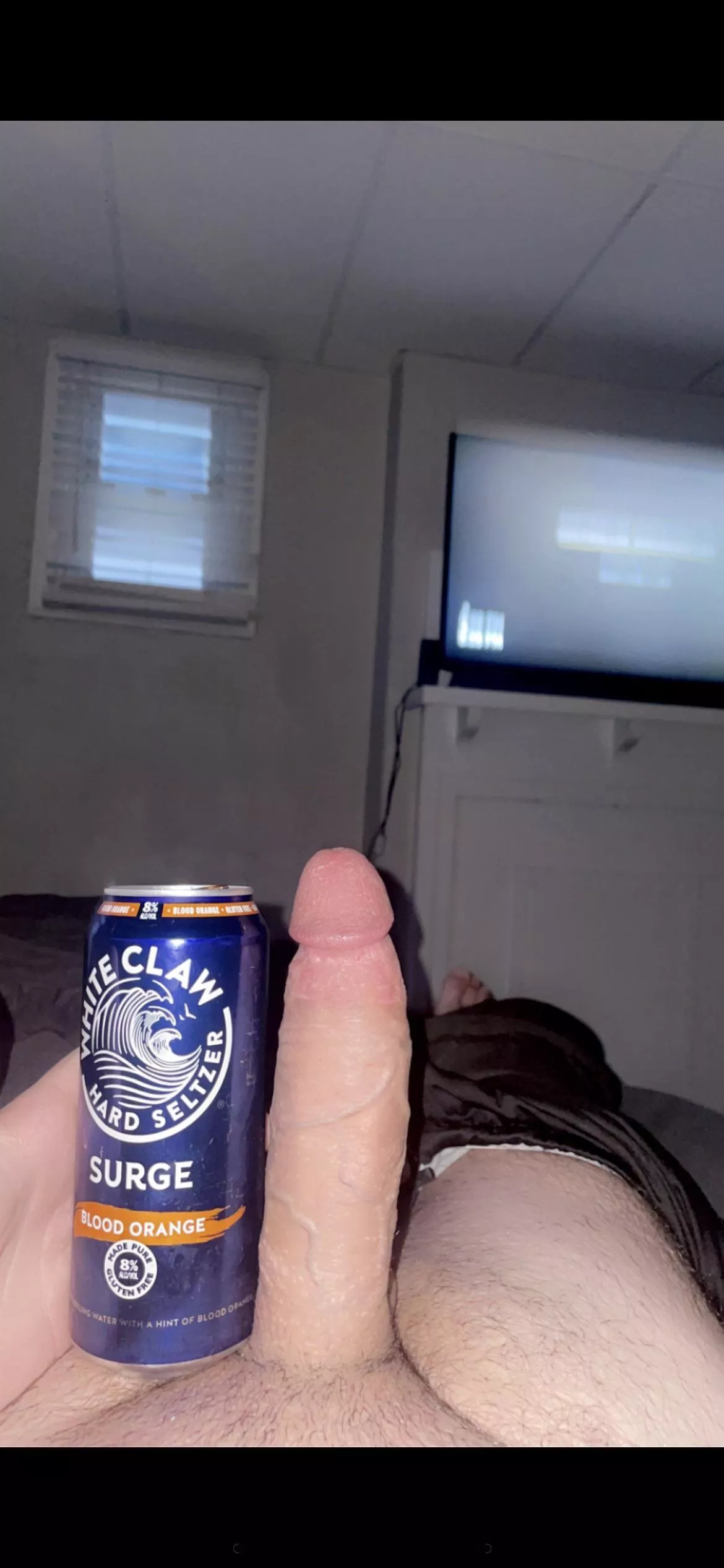 sometimes i feel like i’m not that big 👀 posted by haslub99