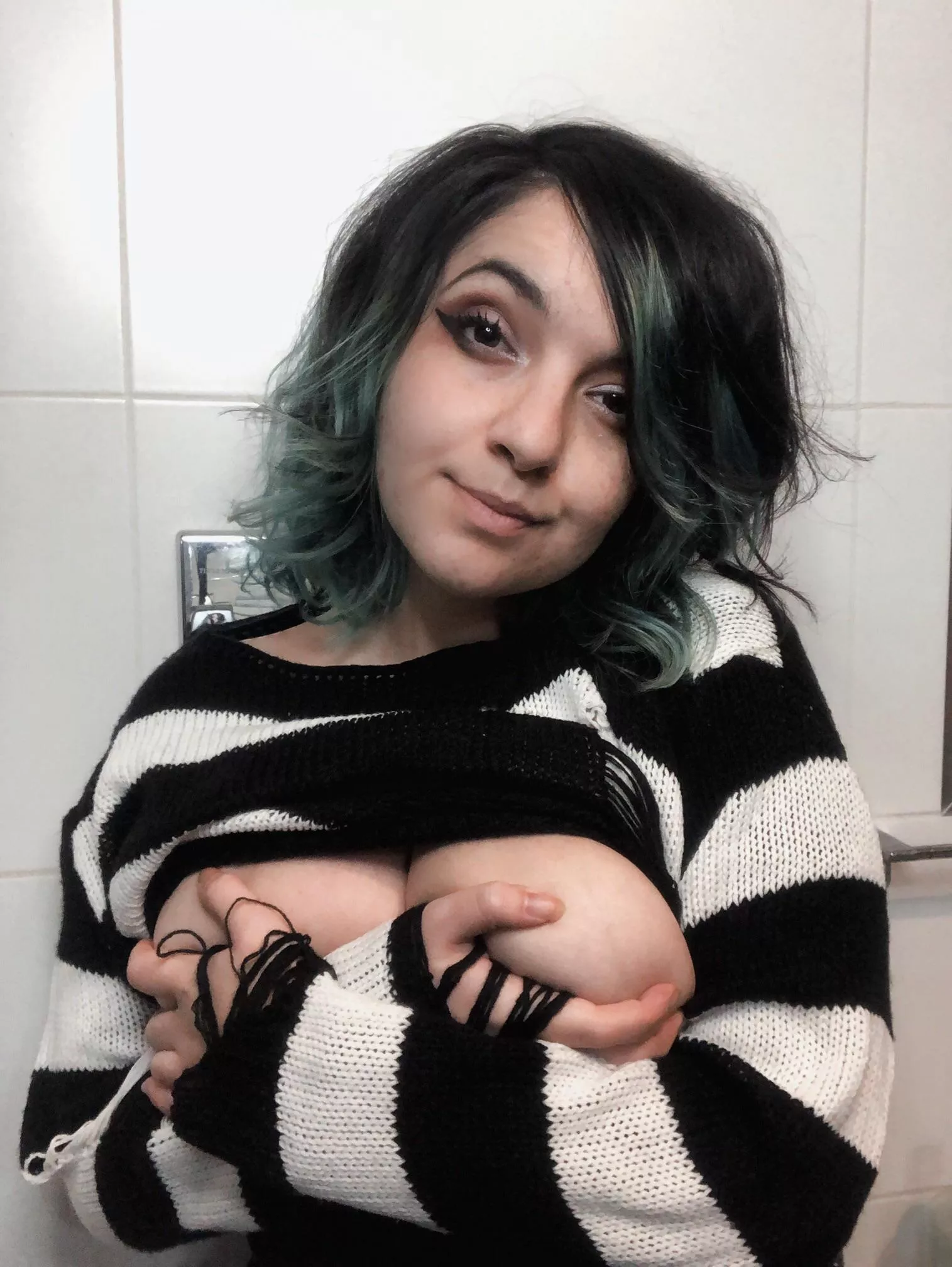 Sometimes I feel too old for a striped shirt but… 🤍 posted by Elderphinium