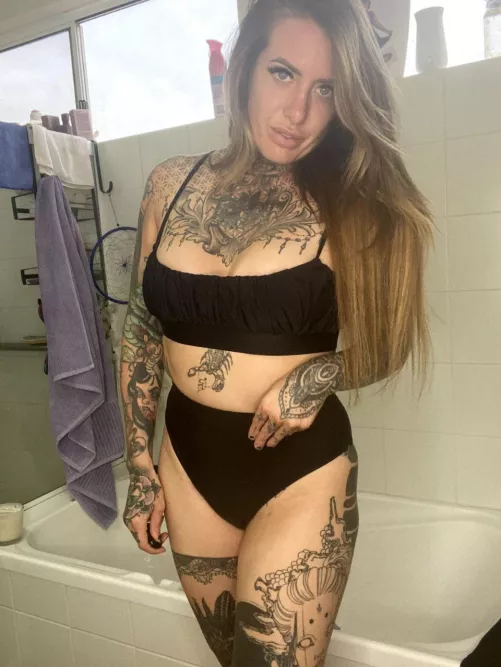 Sometimes I wear some clothes [F] by thatgirlkya